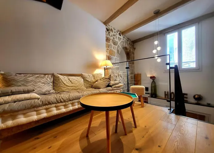 La Cathedrale Azureenne - Dans Le Vieil *